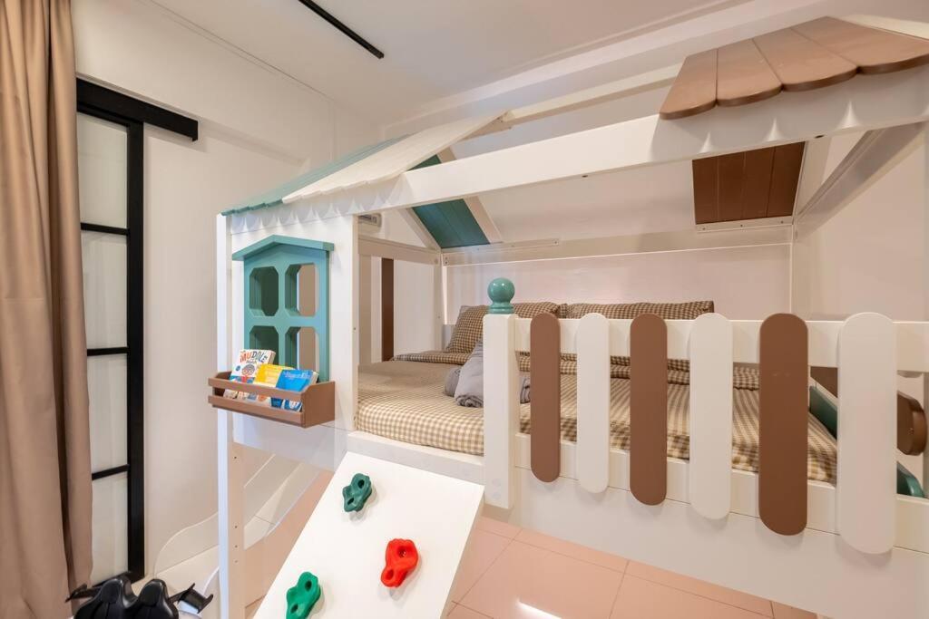 Retrojazz Kids House 15pax 4room Kuala Lumpur